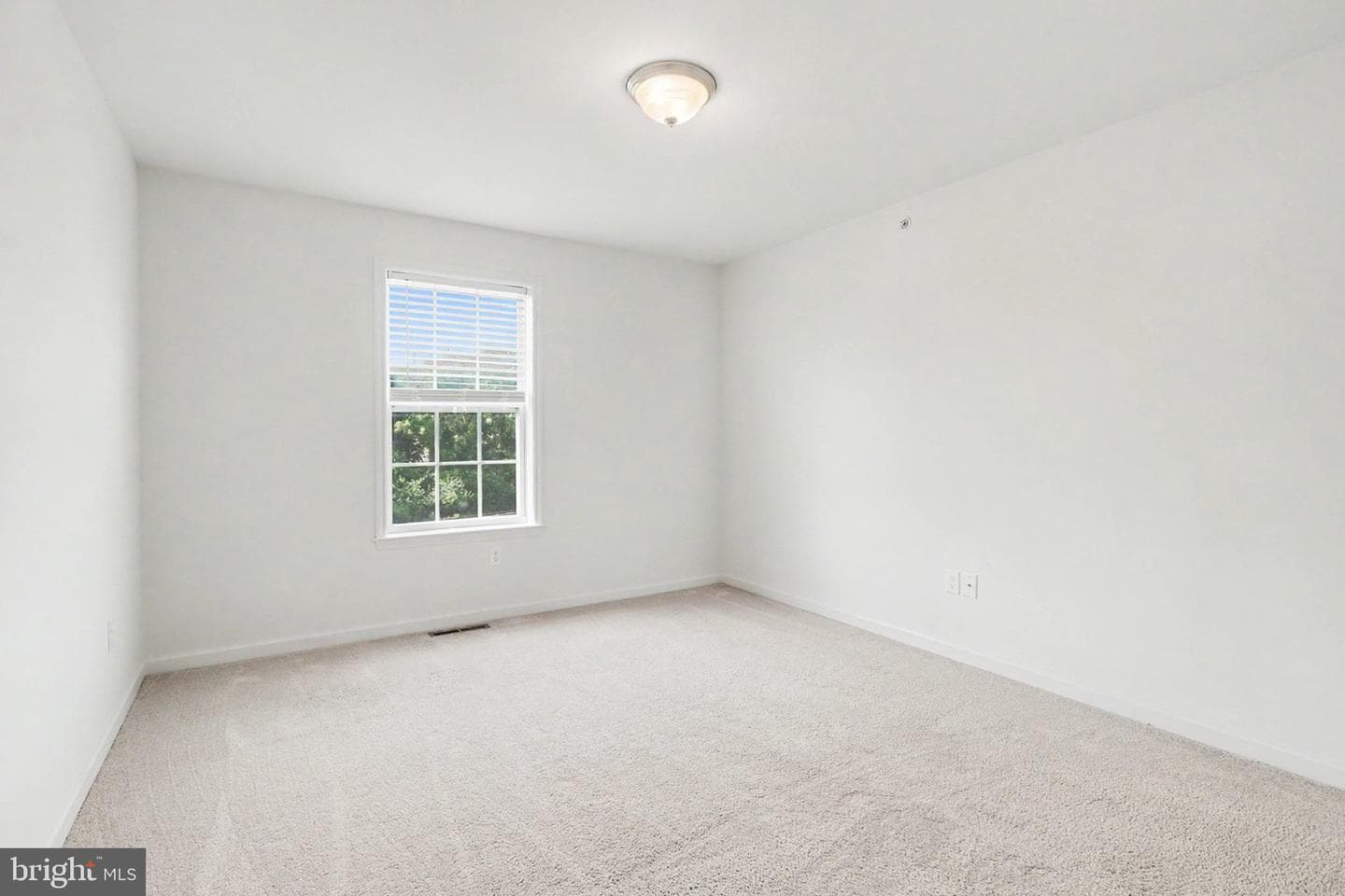 186 Braeburn Way photo 25