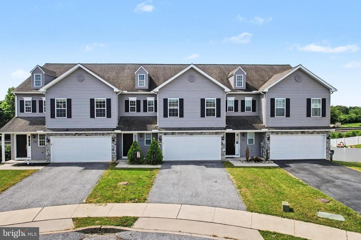 186 Braeburn Way photo 45