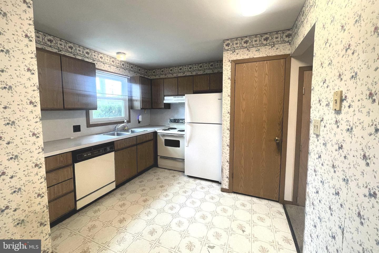 135 S Chestnut Street photo 7