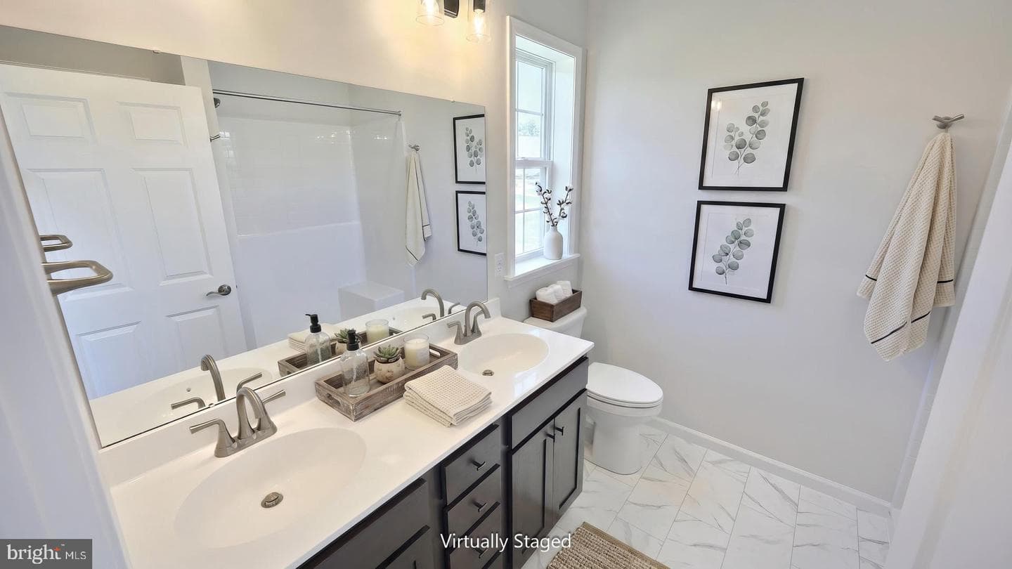 607 Lilliana Drive photo 8
