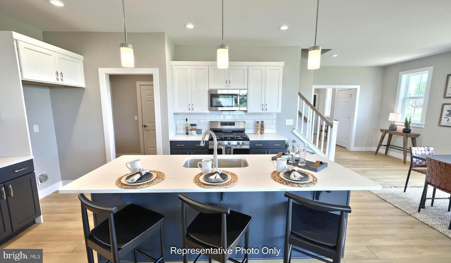 525 Stone Gate Boulevard photo 14