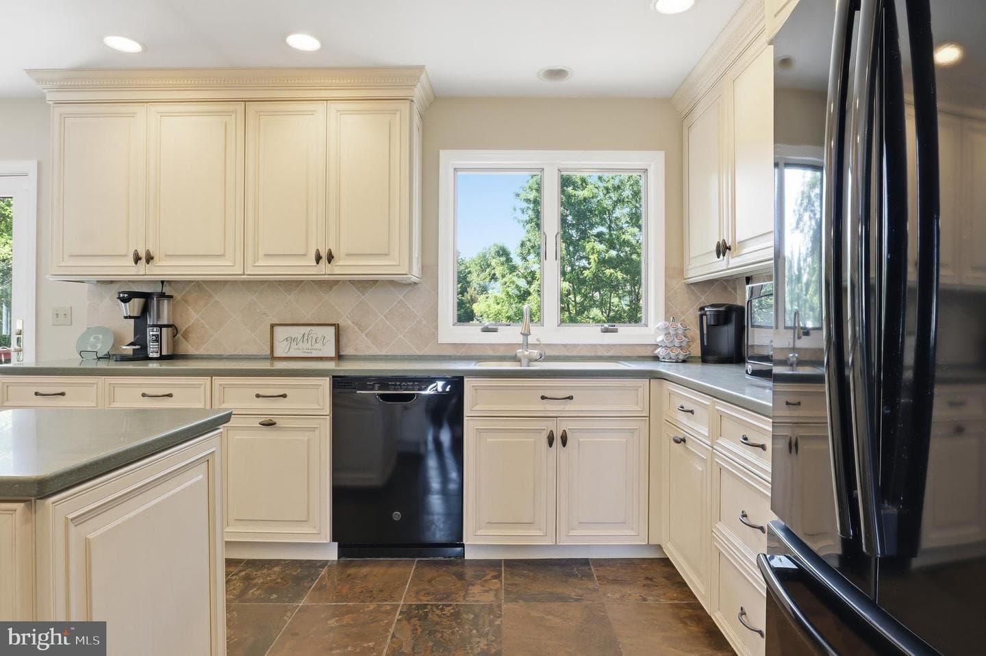 62 Walden Road photo 13