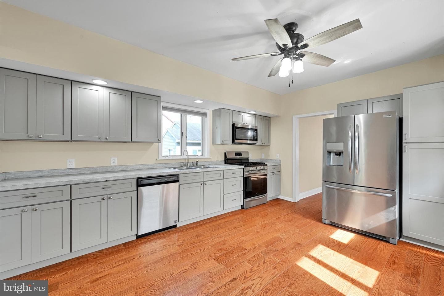 24 Folmer Street photo 11