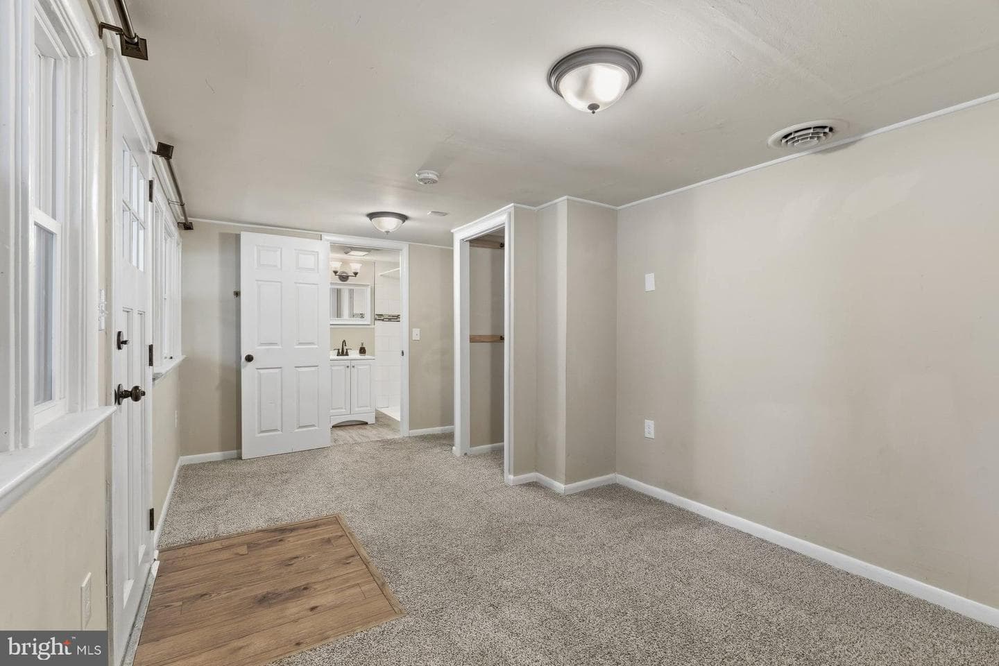 419 S Harrison Street photo 20