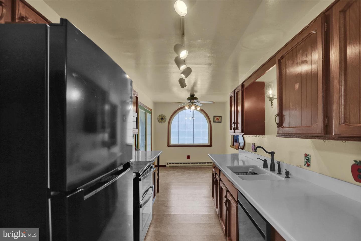 6 Cherry Lane photo 12