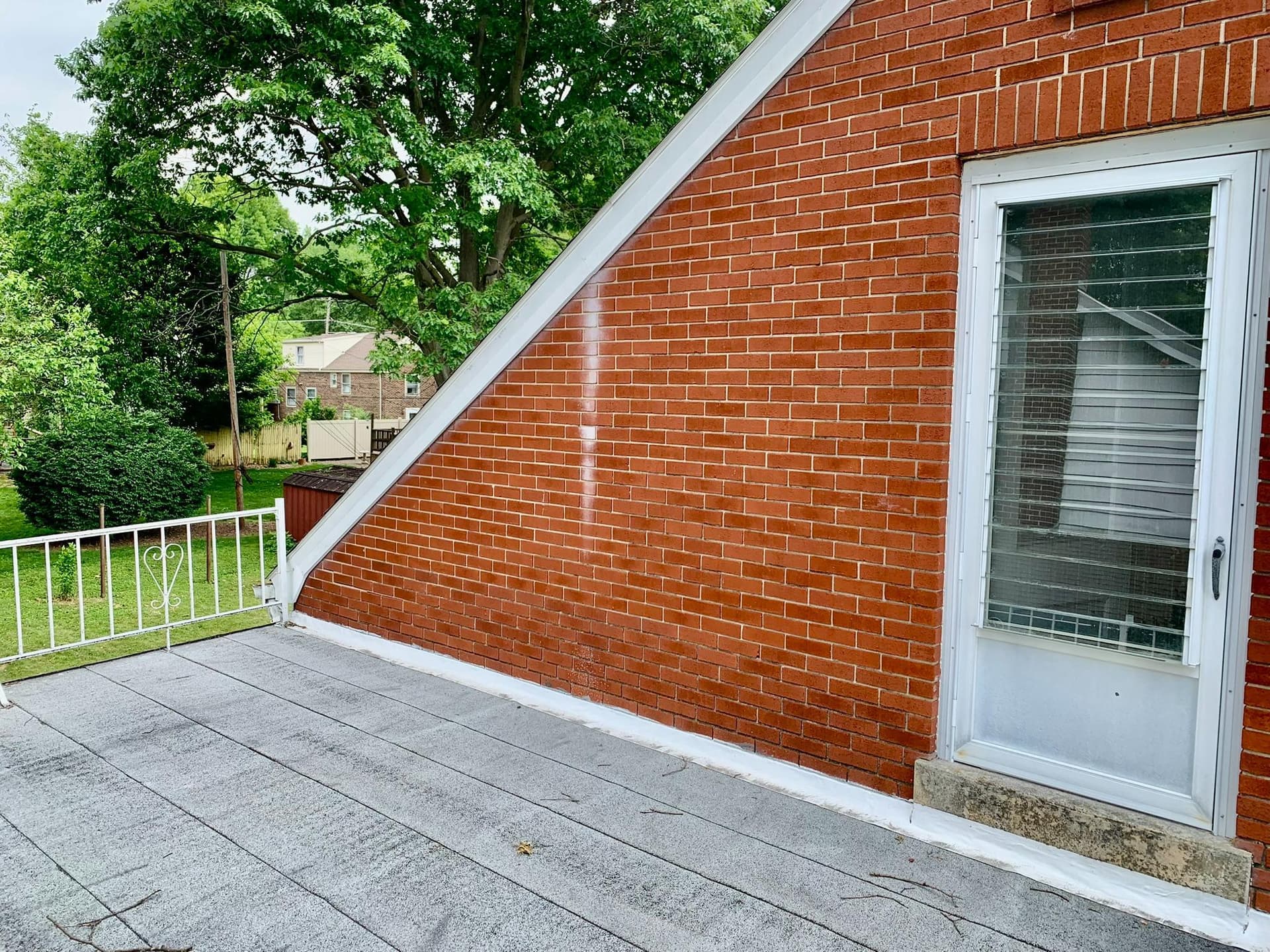 115 E Pershing Avenue photo 34