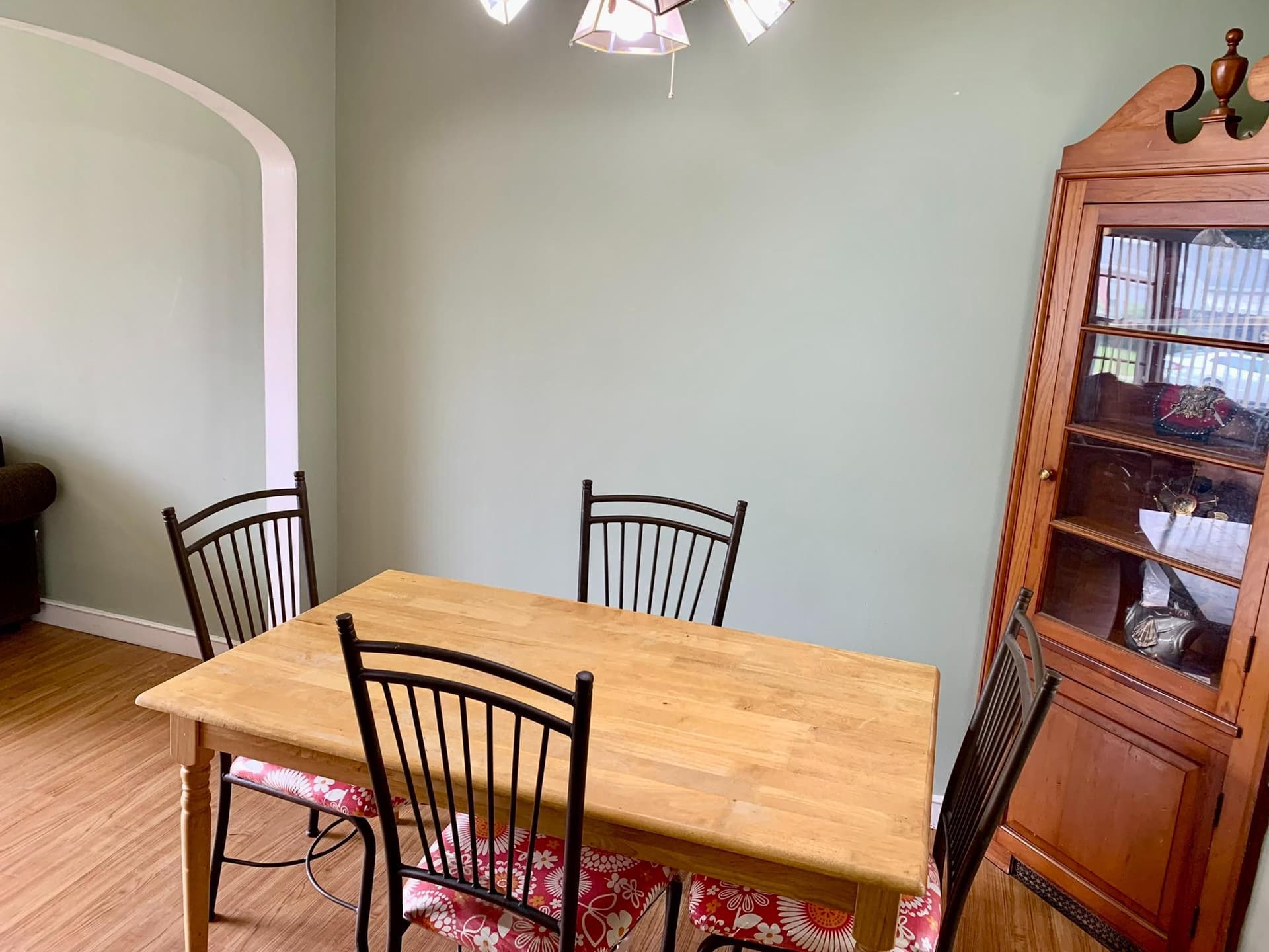 115 E Pershing Avenue photo 6
