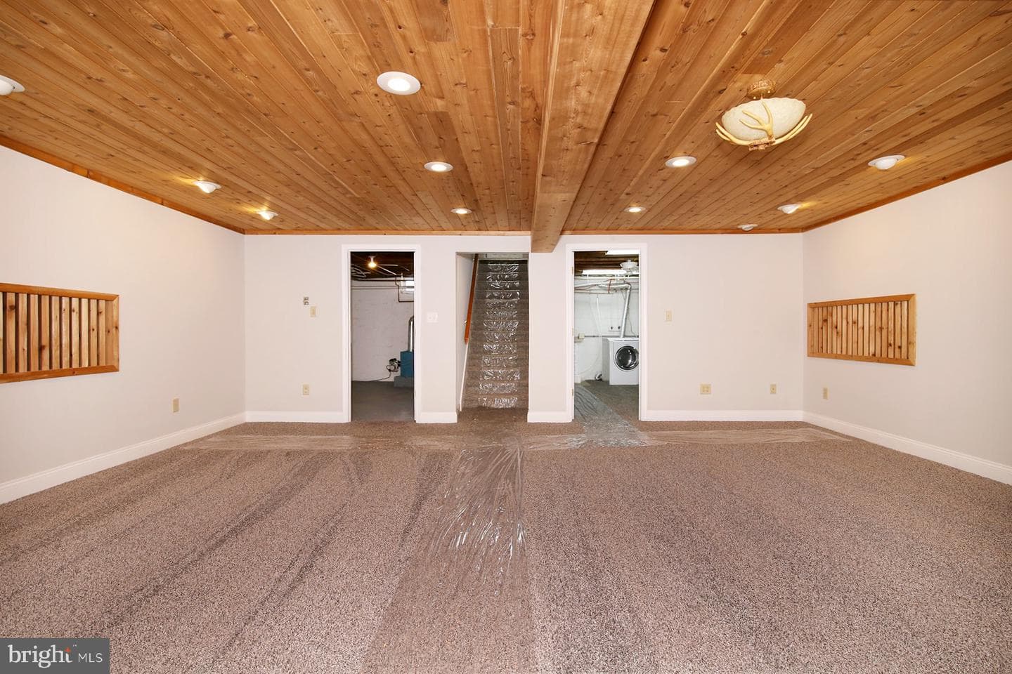 124 S Spruce Street photo 41