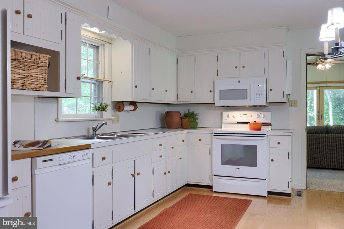 419 Lancaster Avenue photo 28