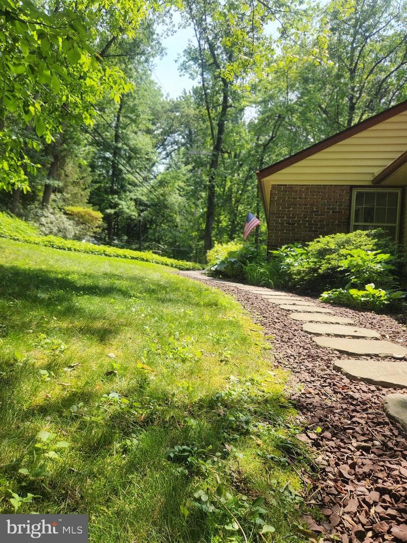 419 Lancaster Avenue photo 6
