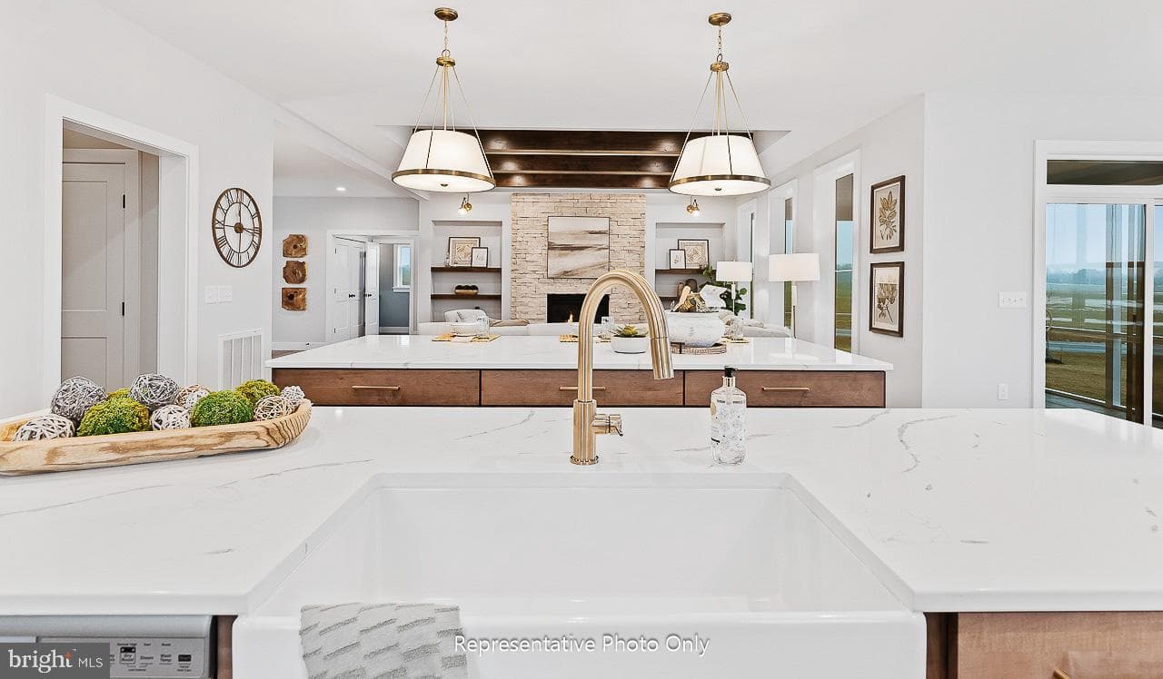 244 Dahlia Circle photo 17