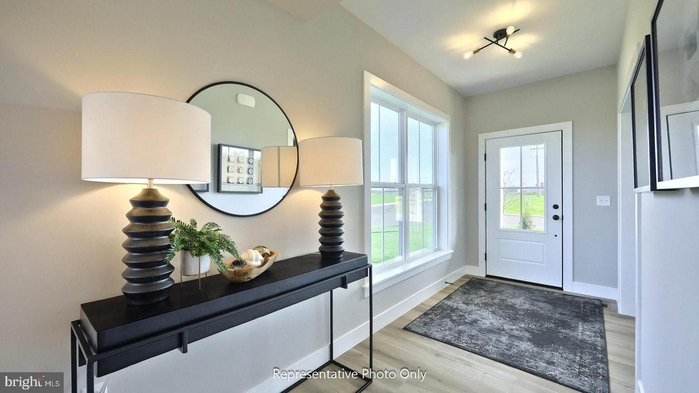 48 Canterbury Lane photo 20