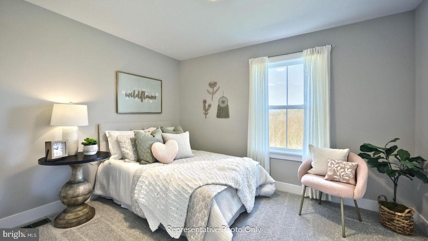 48 Canterbury Lane photo 29