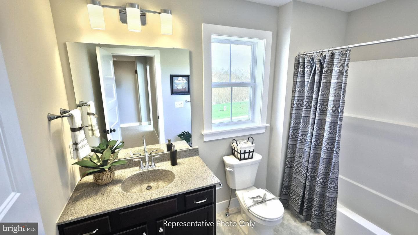 48 Canterbury Lane photo 31