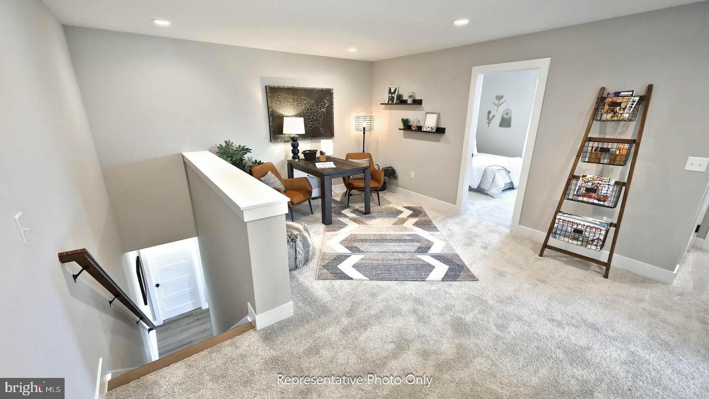 46 Canterbury Lane photo 18