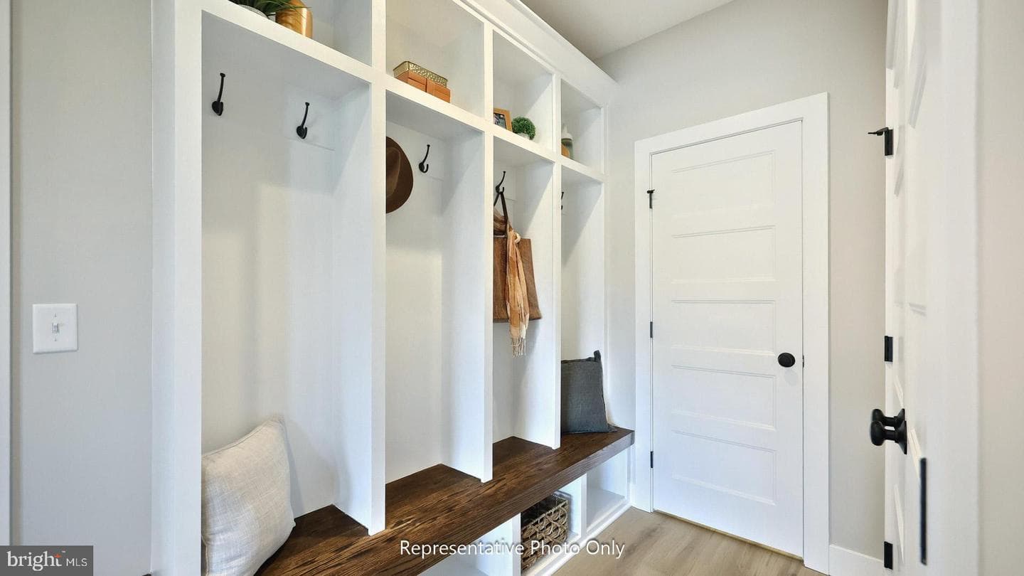 46 Canterbury Lane photo 24