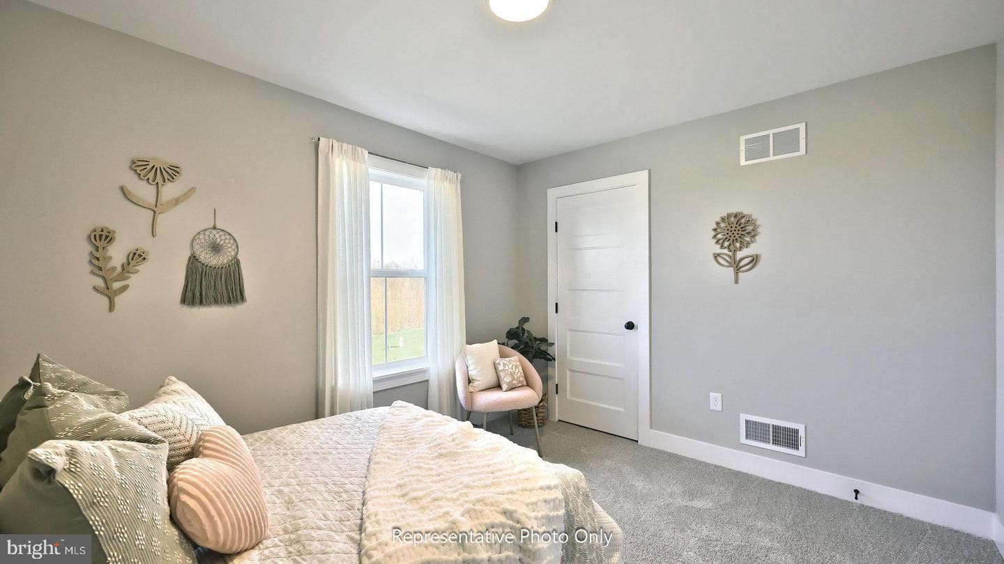 46 Canterbury Lane photo 30