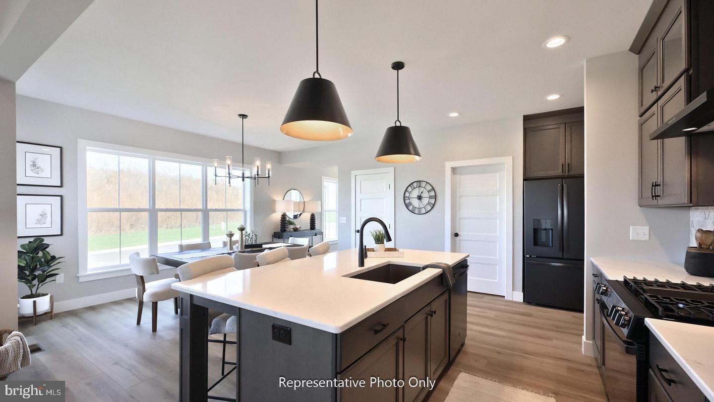 46 Canterbury Lane photo 7