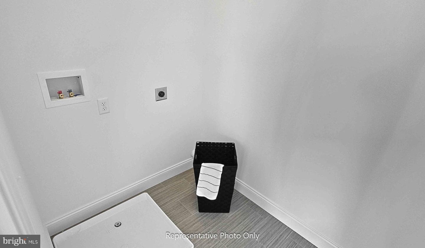 103 Alexandria Drive photo 16