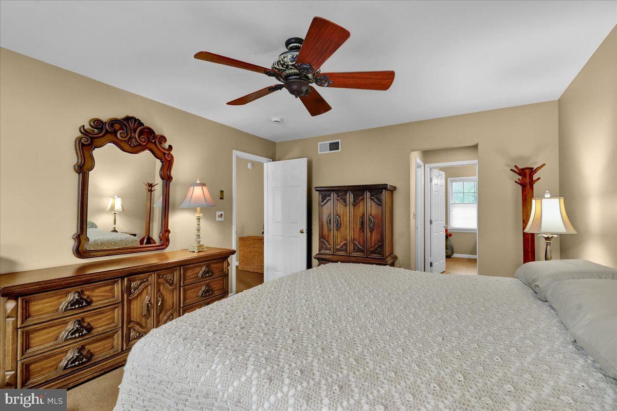128 Macintosh Drive photo 18
