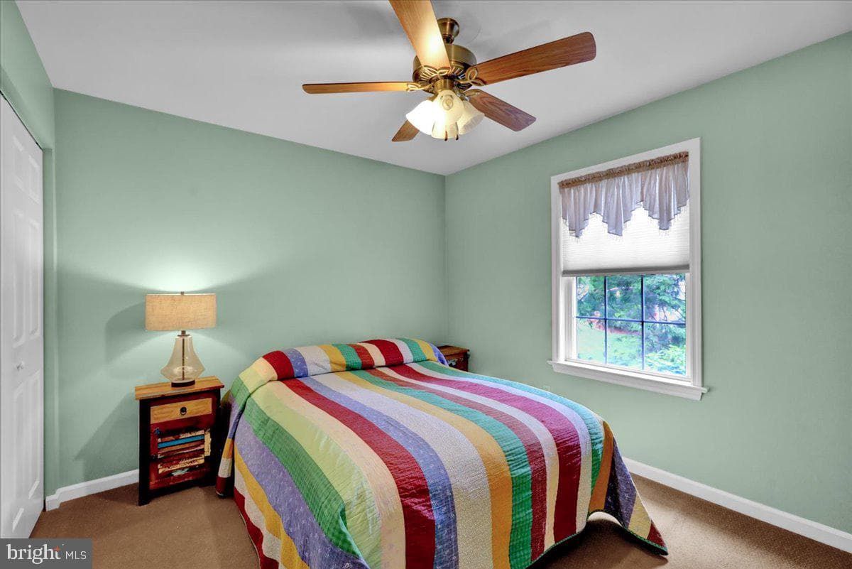 128 Macintosh Drive photo 22