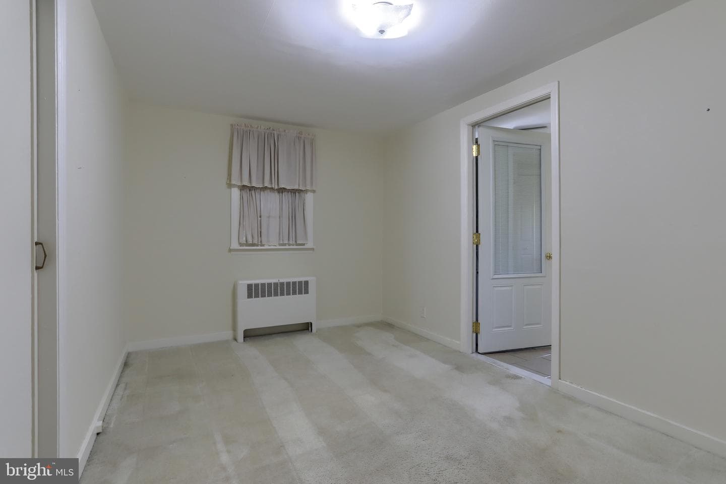 201 S Hetrick Avenue photo 22