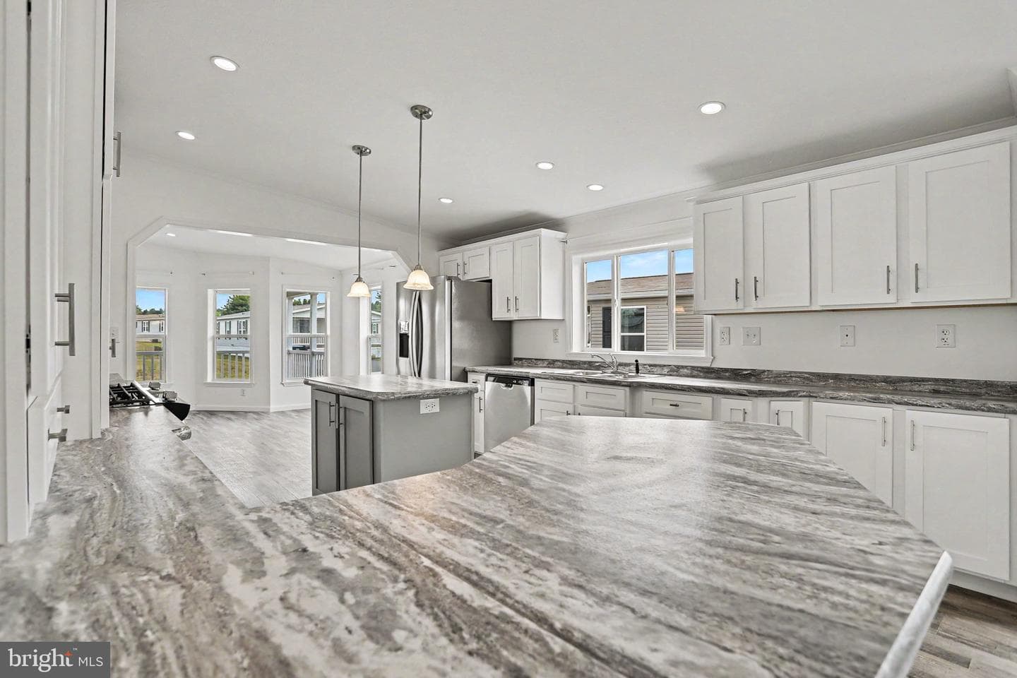 52 Evergreen Aly photo 20