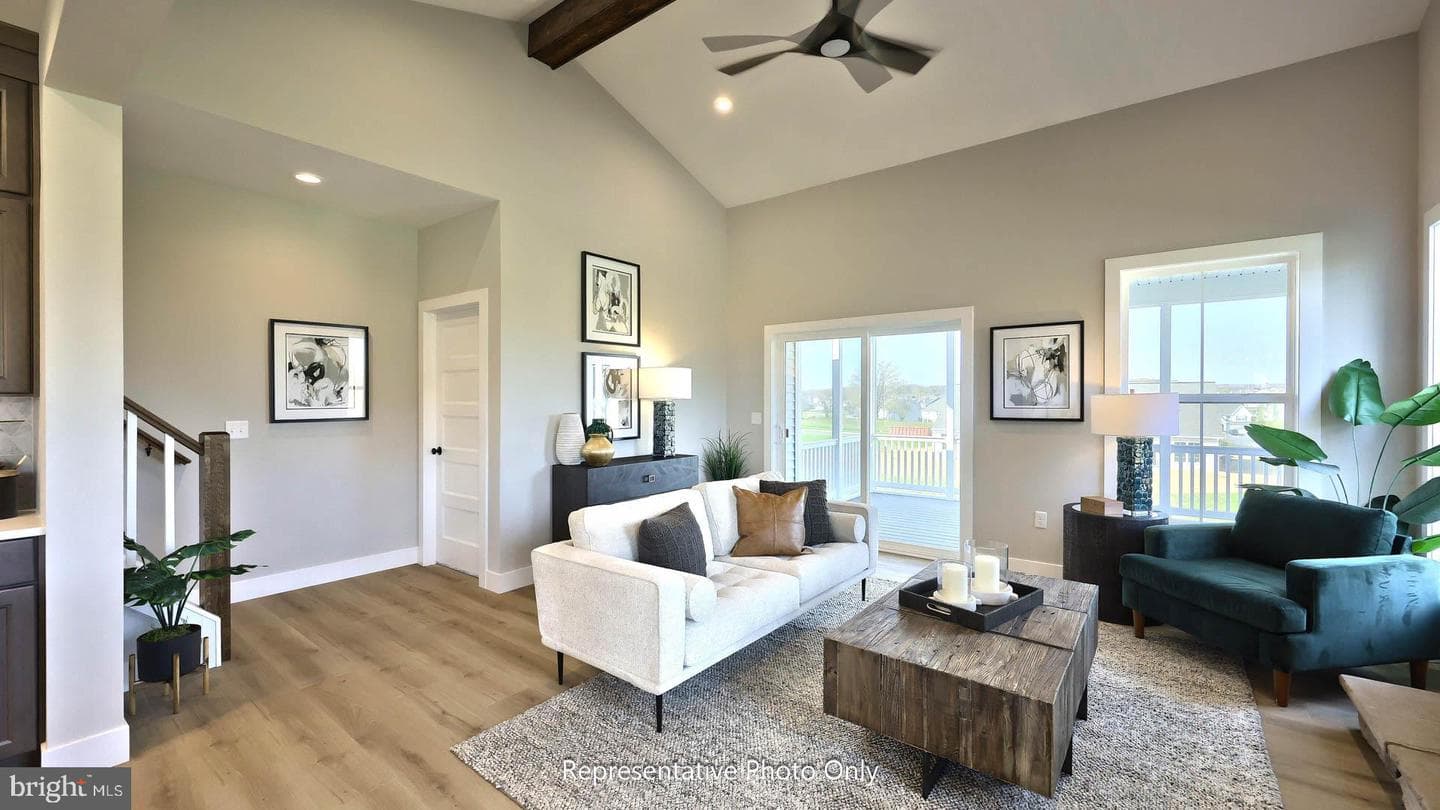 41 Canterbury Lane photo 23