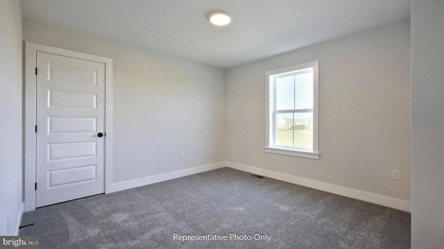 37 Canterbury Lane photo 19