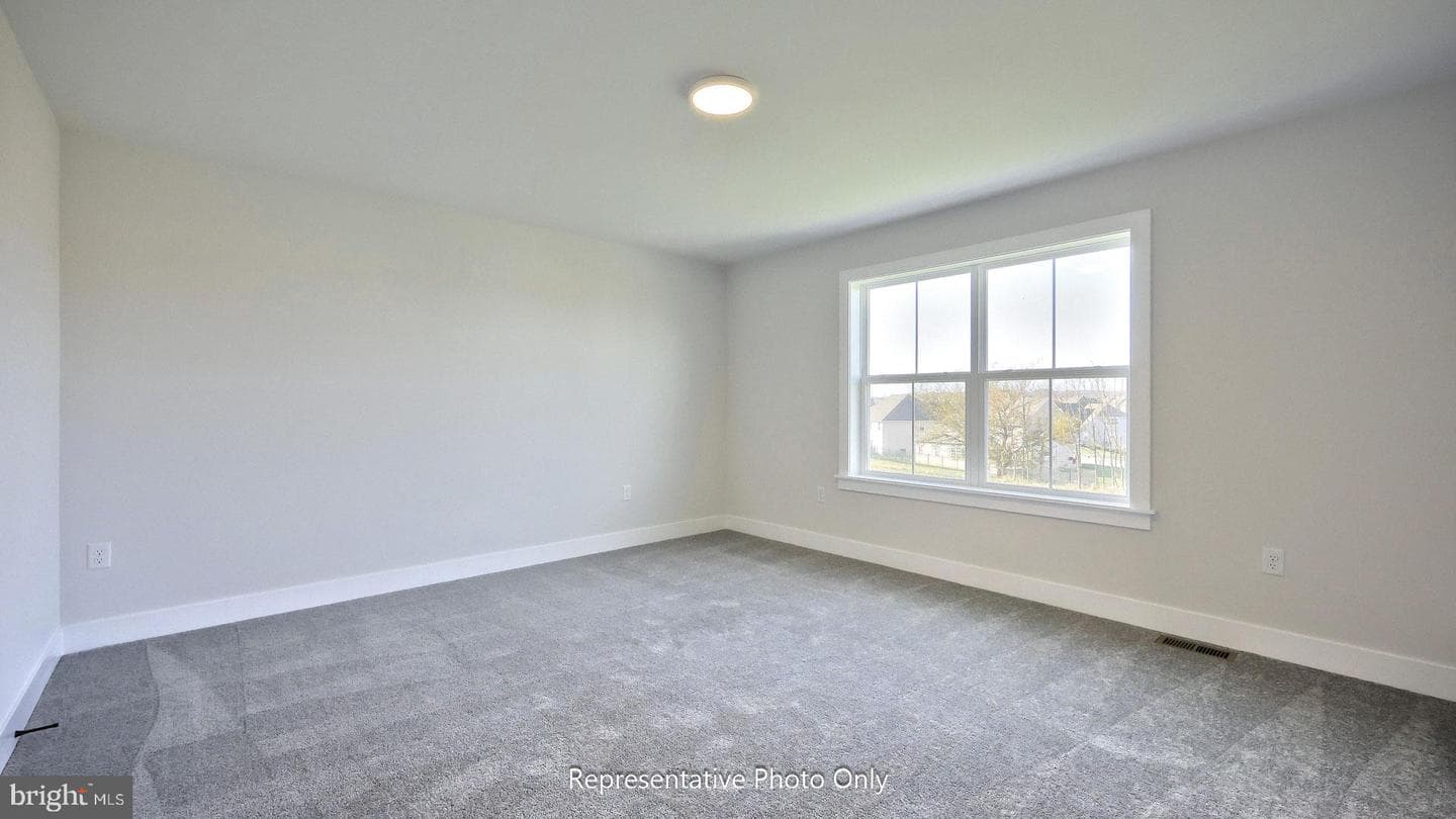 37 Canterbury Lane photo 21