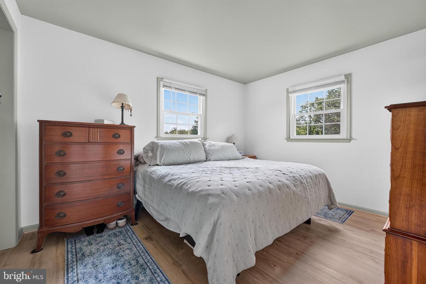 610 E Walnut Street photo 22
