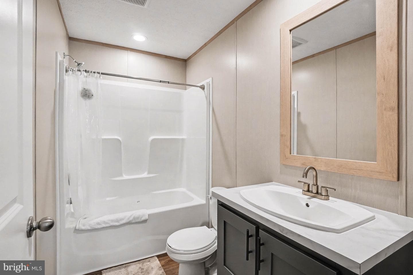 2096 Scull Street photo 21