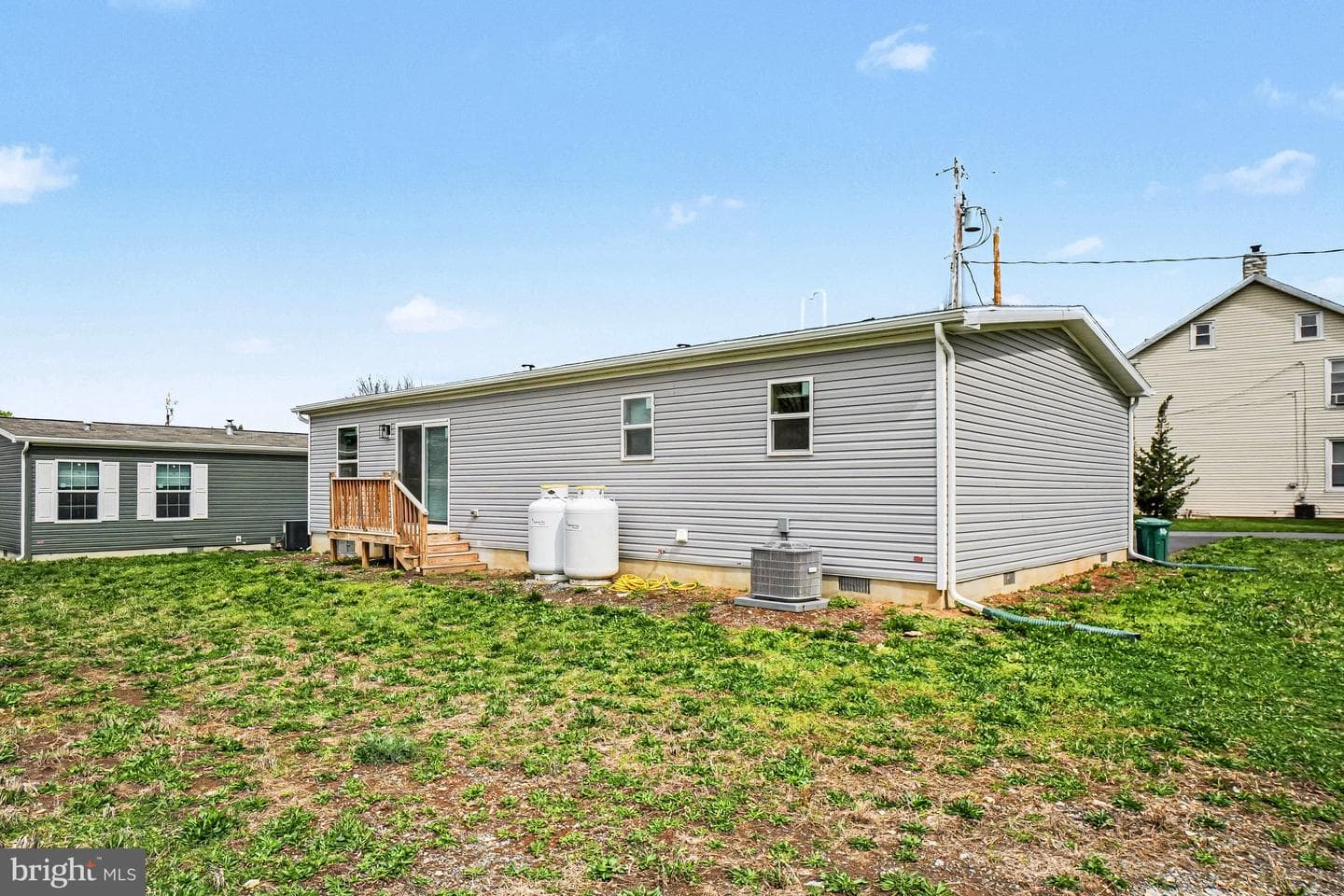 2096 Scull Street photo 26