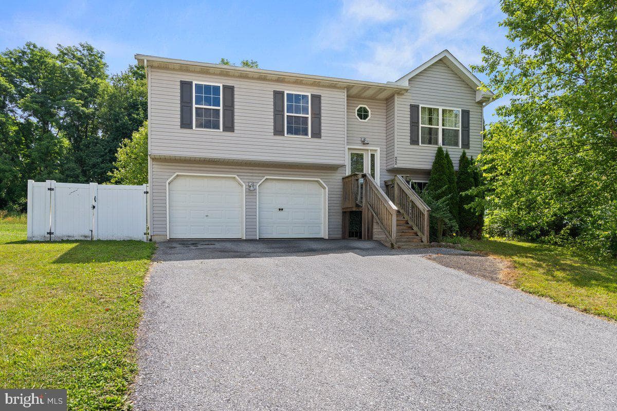 22 Horizon Drive, Fredericksburg