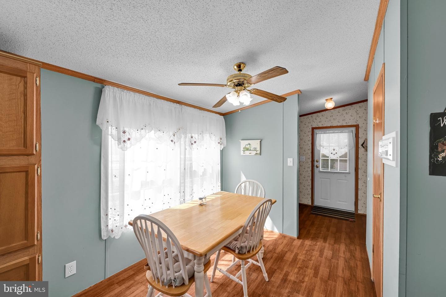 379 W Spruce Street photo 14