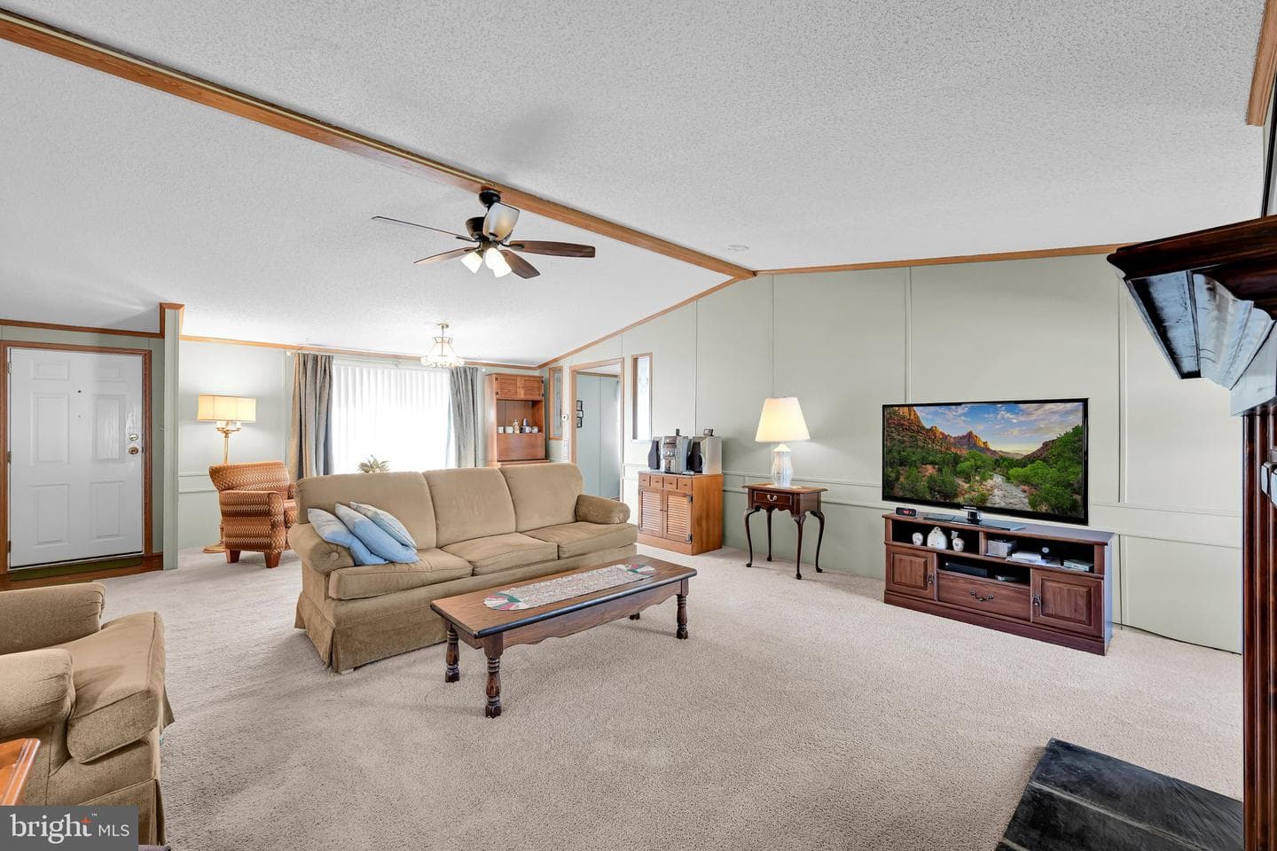 379 W Spruce Street photo 41