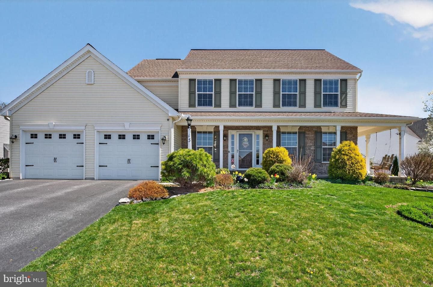 13 Blue Jay Way, Annville