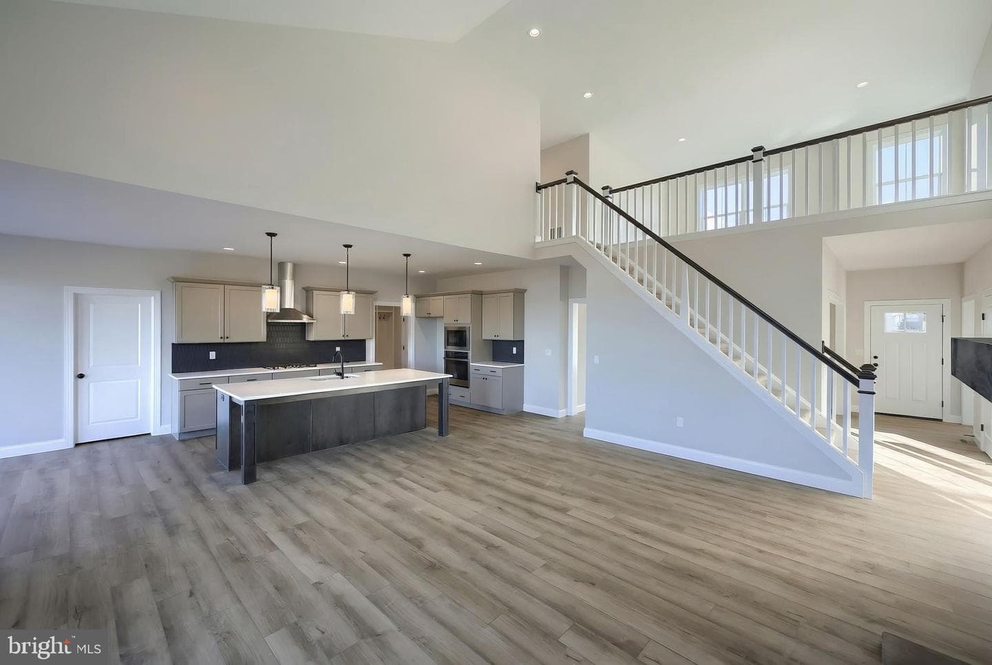 122 Alexandria Drive photo 11