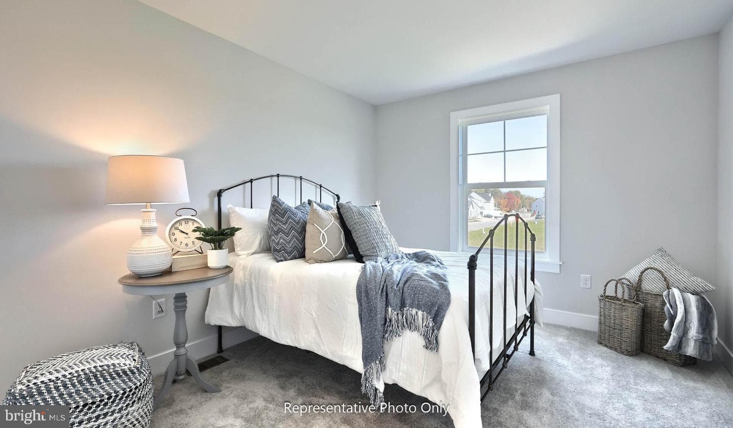 101 Alexandria Drive photo 2