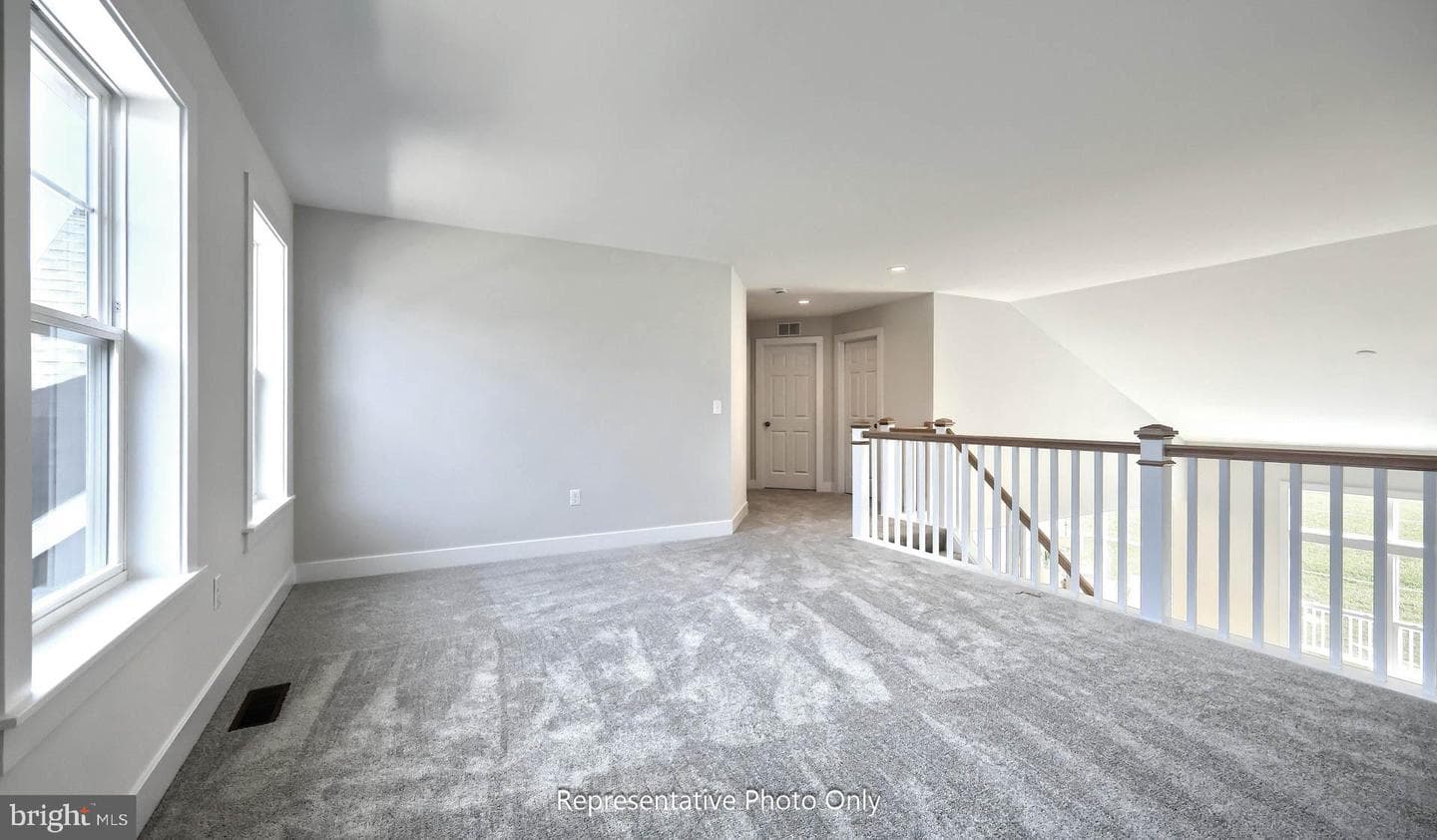 101 Alexandria Drive photo 22