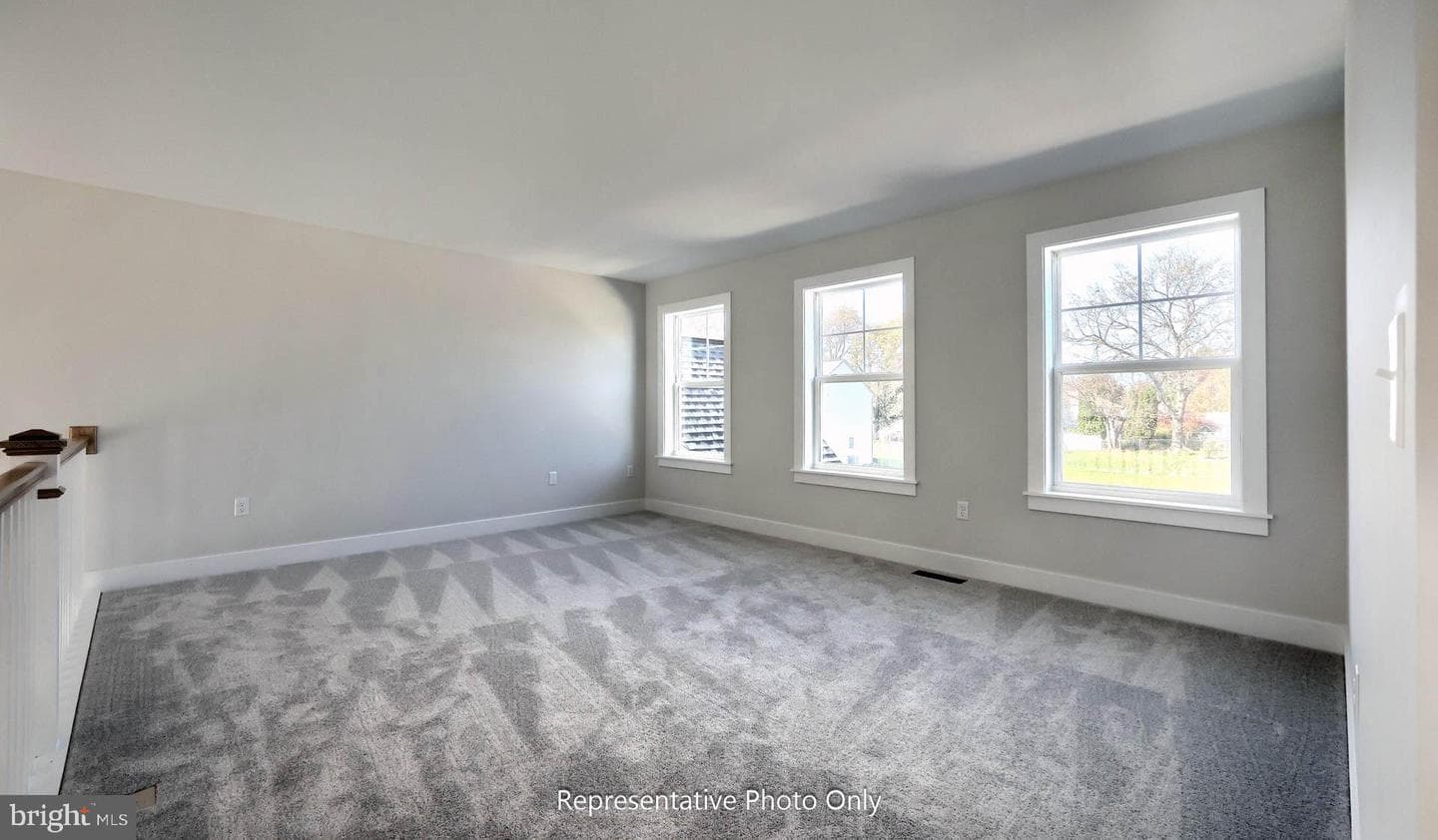 101 Alexandria Drive photo 23
