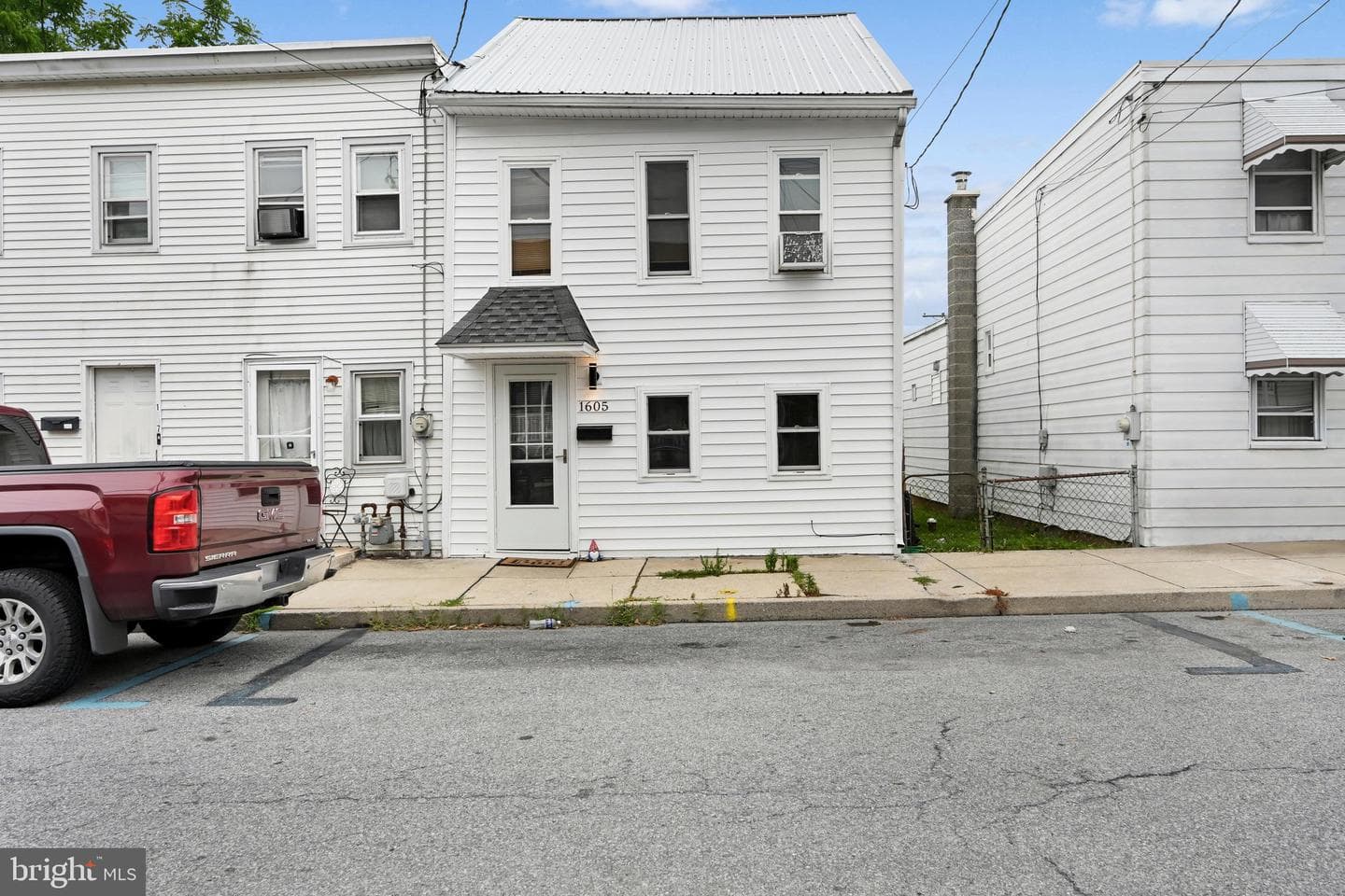 1605 Center Street, Lebanon