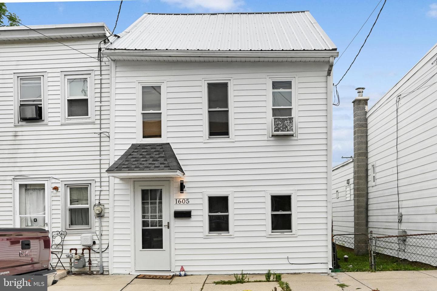 1605 Center Street, Lebanon