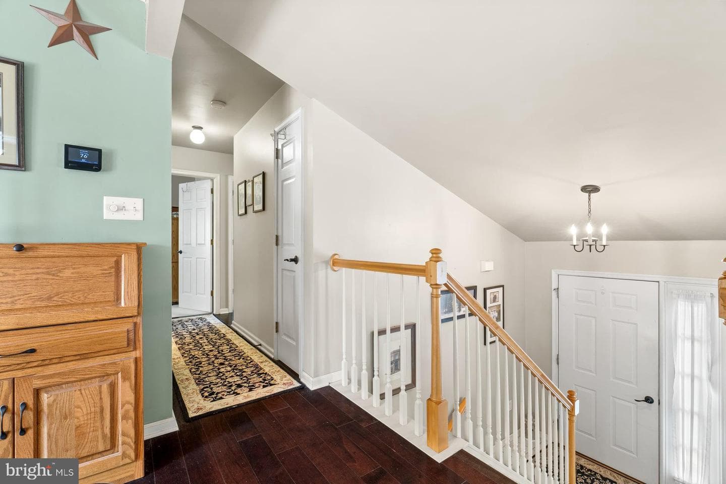 1431 E Maple Street photo 8