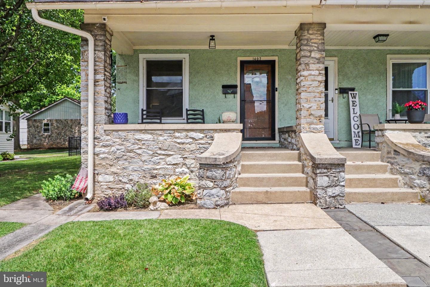 1407 Elm Street photo 3