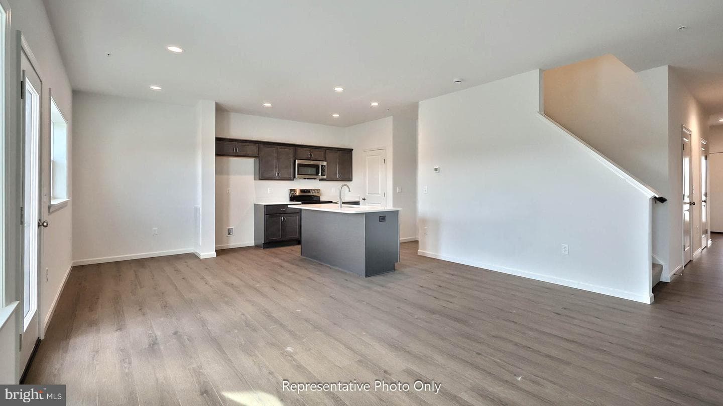 138 Foundry Lane photo 7