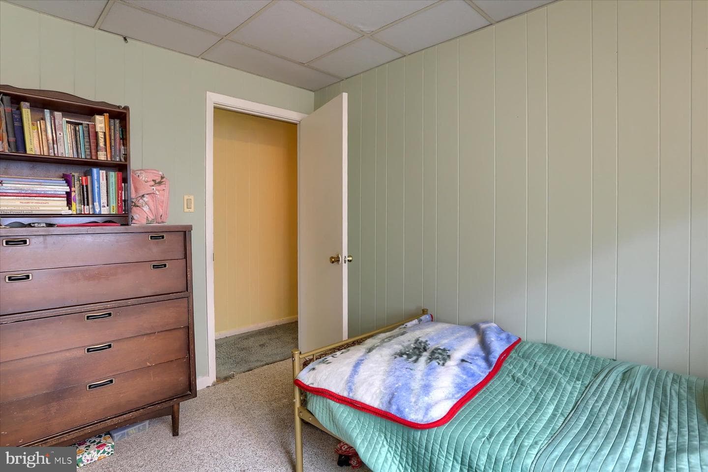 706 N Railroad Street photo 13