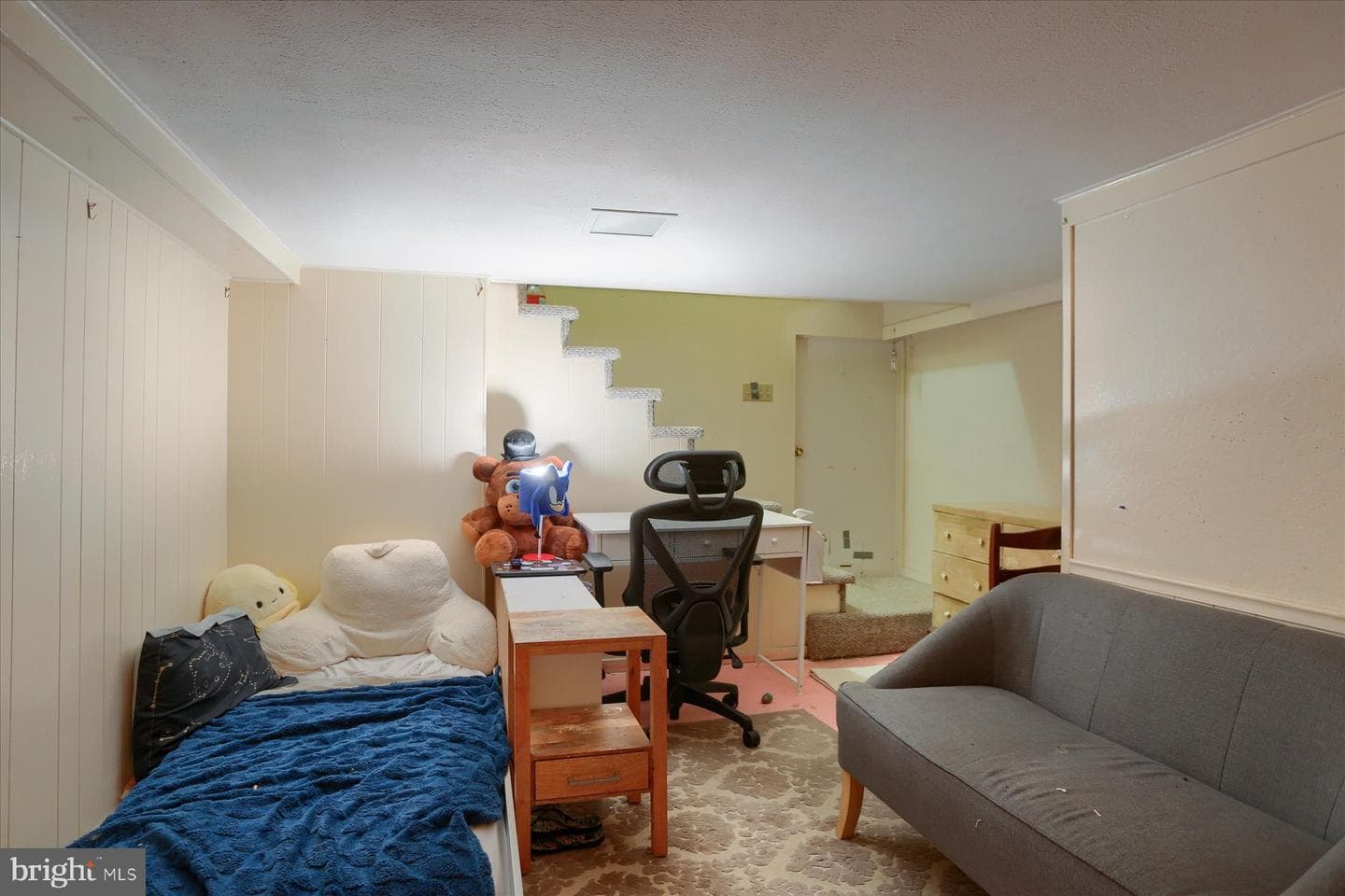 706 N Railroad Street photo 15