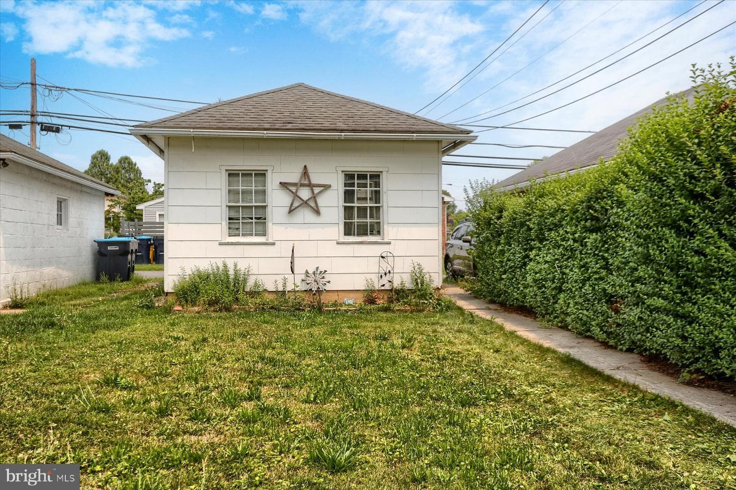 706 N Railroad Street photo 18