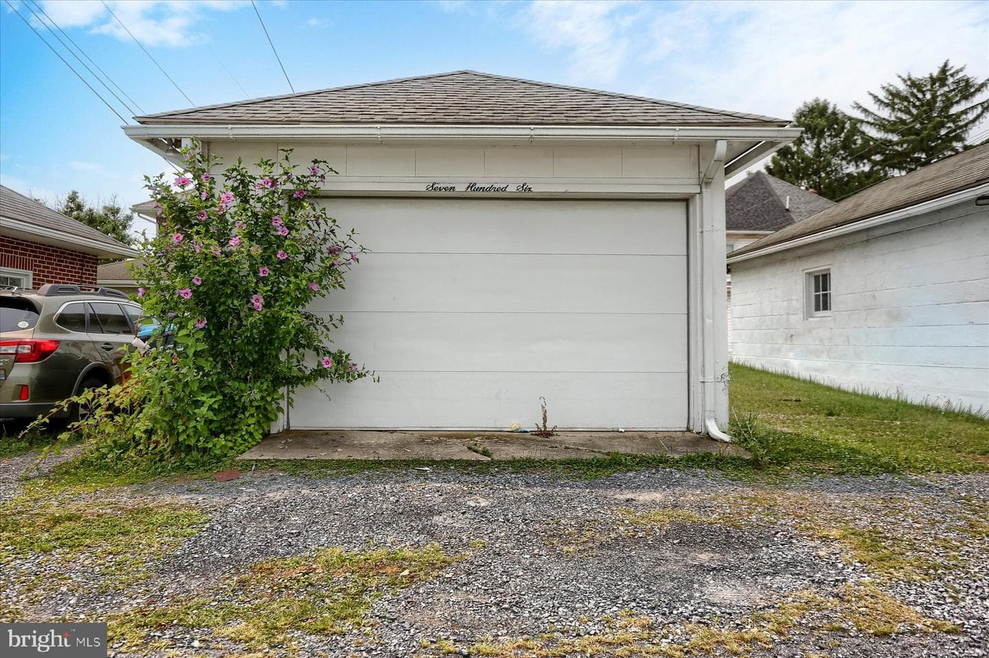706 N Railroad Street photo 19